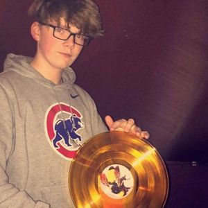 Meet your Posher, Russell